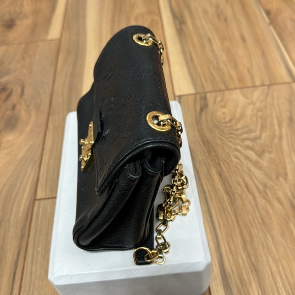 🖤 Black Crossbody Louis Vuitton Crossbody Empreinte Saint Germain BB - Picture 3 of 10